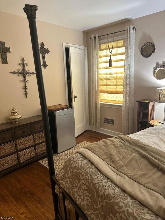 49 Devonshire Rd, House other with 3 bedrooms, 1 bathrooms and null parking in Cedar Grove NJ | Image 14