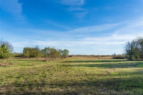 001 Hester, Calera, OK, 74730 | Card Image