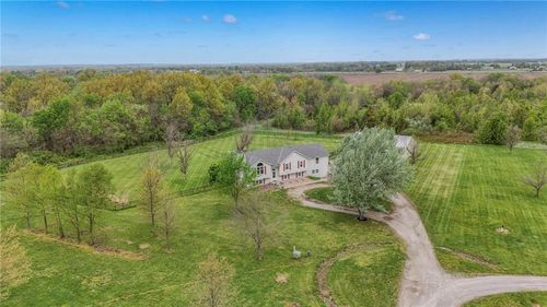 12448 Blackwood Dr, Adrian, MO, 64720-4776 | Card Image