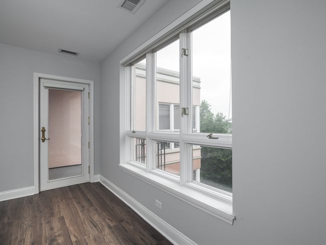 APT-409 - 3100 Lexington Ln, Home with 2 bedrooms, 2 bathrooms and 2 parking in Glenview IL | Image 14