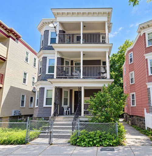 8 Hosmer St, Boston, MA, 02126-1969 | Card Image
