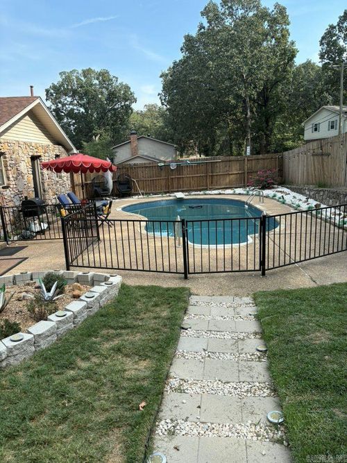 1702 Jennifer Dr, Little Rock, AR, 72212-3830 | Card Image