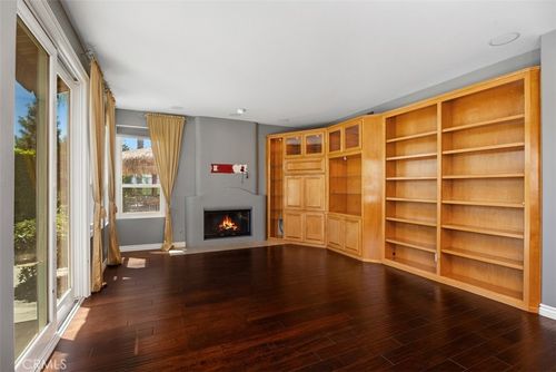 8 Corozal, Lake Forest, CA, 92610-1805 | Card Image