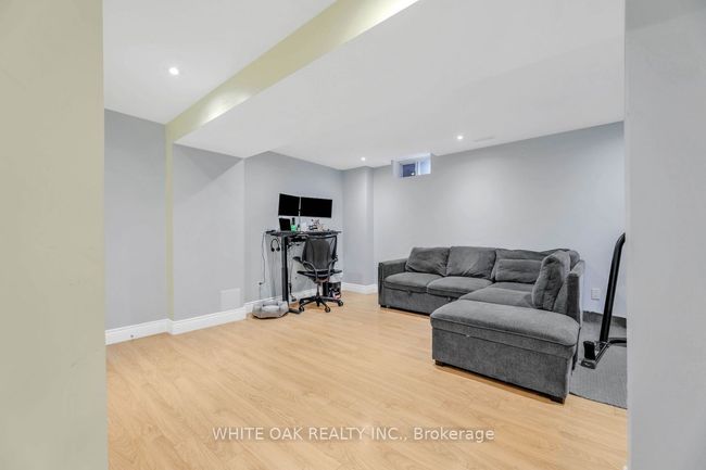 43 Sassafras Cir, House attached with 4 bedrooms, 4 bathrooms and 2 parking in Thornhill ON | Image 26