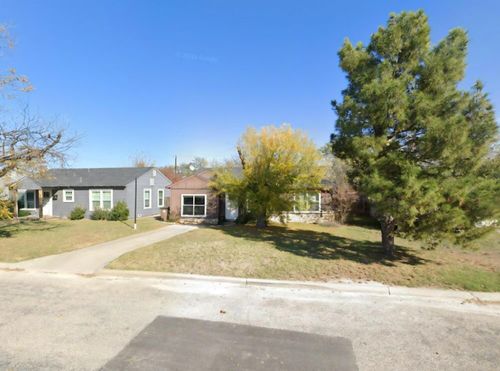 212 S Monroe Street, San Angelo, TX, 76901 | Card Image