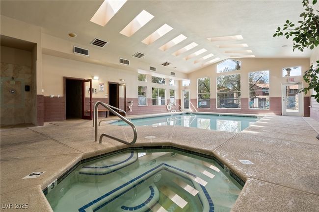 2061 - 2750 S Durango Dr, Condo with 3 bedrooms, 2 bathrooms and null parking in Las Vegas NV | Image 26
