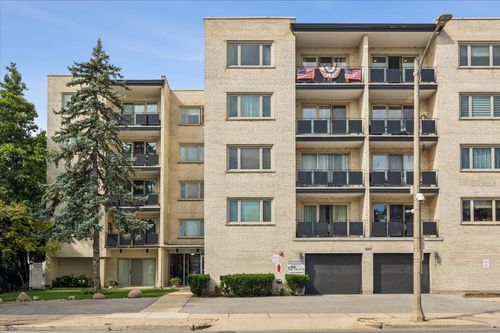 504-1010 N Harlem Ave, River Forest, IL, 60305-1543 | Card Image