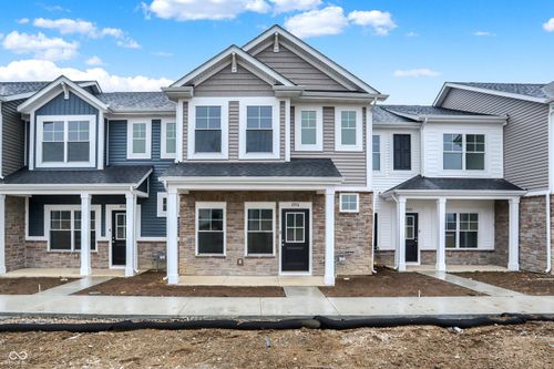 19511 Grassy Branch Rd, Westfield, IN, 46074-9694 | Card Image