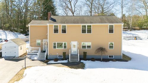 8 Ridgeview Ave, Salem, NH, 03079-4433 | Card Image
