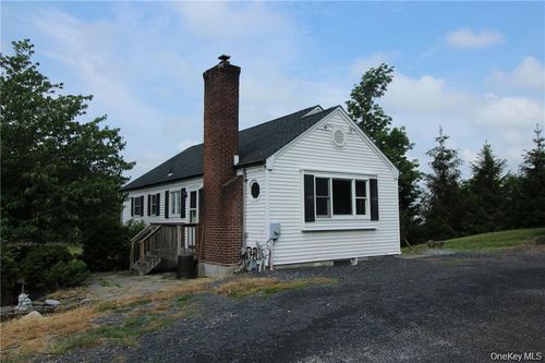 1915 Kings Hwy, Chester, NY, 10918-3026 | Card Image