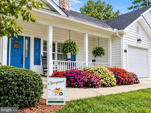 11 Teaberry Ln, GEORGETOWN, DE, 19947-3824 | Card Image