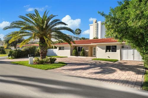 245 191st Ter, Sunny Isles Beach, FL, 33160-2317 | Card Image