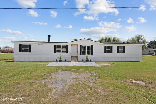 346 W Railroad St, Arnaudville, LA, 70512-6126 | Card Image