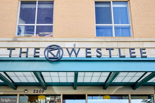 unit-202-2200 N Westmoreland St, ARLINGTON, VA, 22213-1046 | Card Image