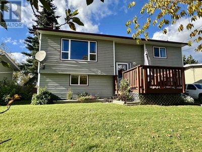 2831 Victoria St E, House other with 3 bedrooms, 1 bathrooms and null parking in Vanderhoof BC | Image 2