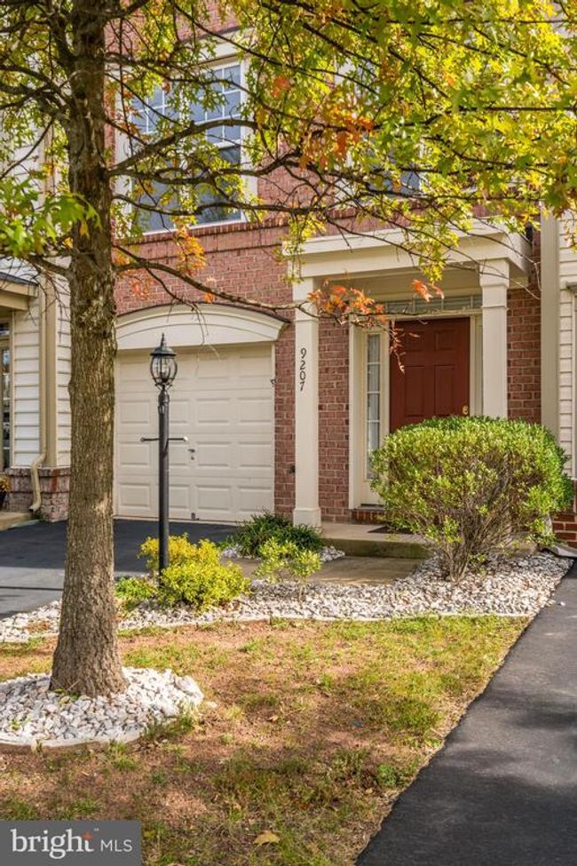 9207 Cascade Falls Dr, Townhouse with 3 bedrooms, 4 bathrooms and null parking in BRISTOW VA | Image 37