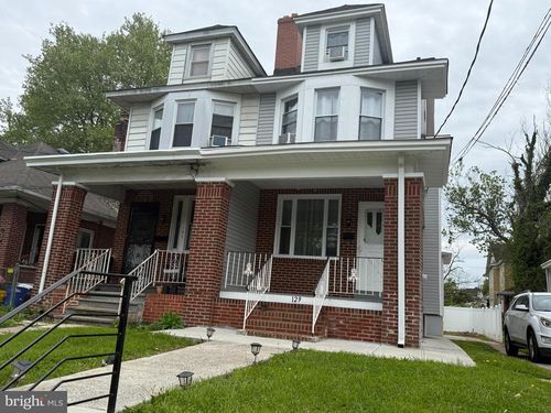 129 Clearfield Ave, TRENTON, NJ, 08618-5806 | Card Image