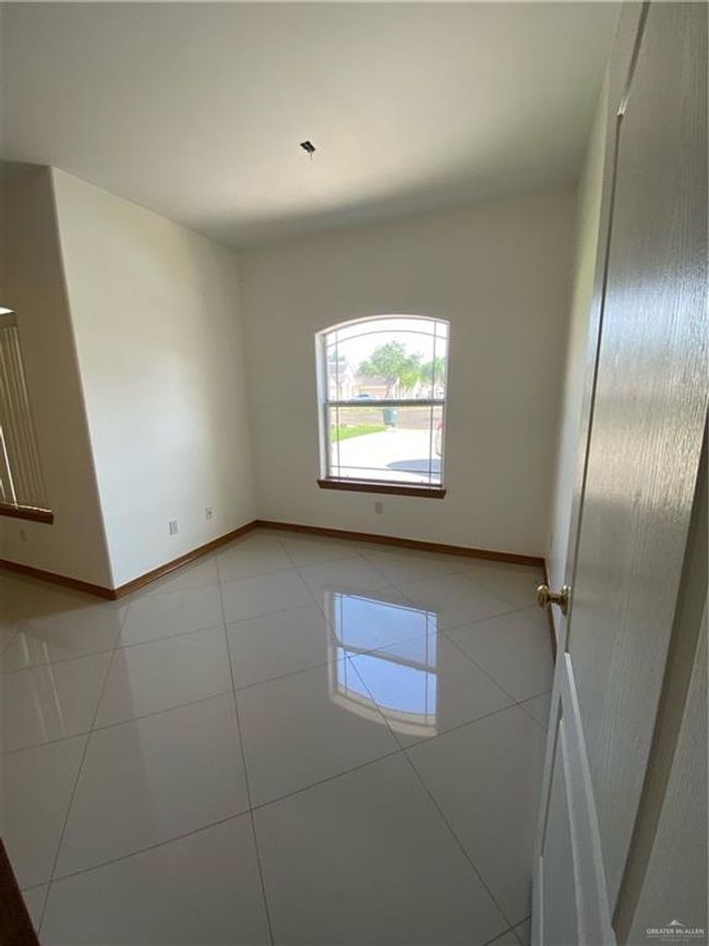 1911 Sebastian St, House other with 3 bedrooms, 3 bathrooms and 3 parking in Mission TX | Image 17
