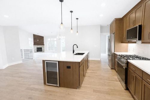 W389N7108 Pennsylvania Street, Oconomowoc, WI, 53066 | Card Image