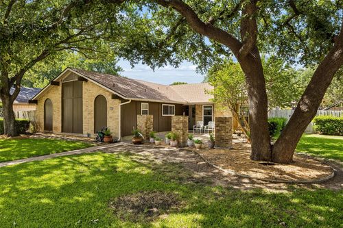 1913 Richland Dr, Richardson, TX, 75081-5455 | Card Image
