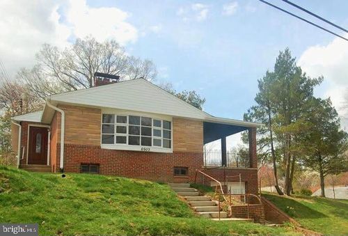 6903 Buchanan St, HYATTSVILLE, MD, 20784-1410 | Card Image