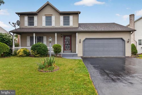2 Windsor Way, Camp Hill, PA, 17011-1750 | Card Image