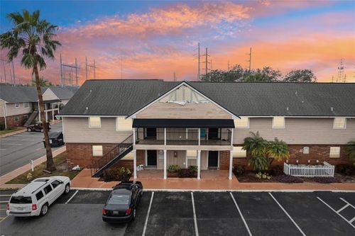 apt-802-200 Country Club Dr, LARGO, FL, 33771-2270 | Card Image