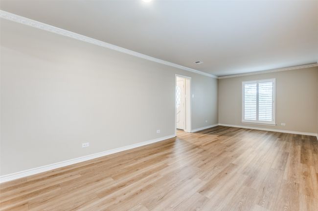 5921 Preston Rd, Home with 3 bedrooms, 3 bathrooms and null parking in Dallas TX | Image 9