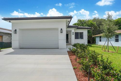 2962 Nw 10th Ct, Fort Lauderdale, FL, 33311-5610 | Card Image