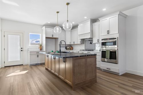 514 Full Moon Way, Twin Falls, ID, 83301-8449 | Card Image