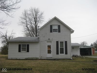 2465 W 100 S, House other with 3 bedrooms, 2 bathrooms and null parking in Greenfield IN | Image 2