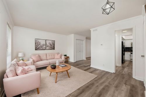 a-6107 Bullard Dr, Austin, TX, 78757-4455 | Card Image