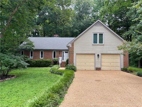 107 Sun Rise Way, Yorktown, VA, 23693-3806 | Card Image