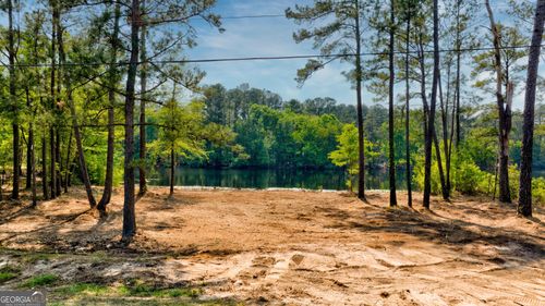 111 Edgewater Dr, Bloomingdale, GA, 31302-4223 | Card Image