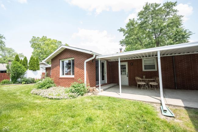 9461 N County Road 800 W, House other with 3 bedrooms, 2 bathrooms and null parking in Middletown IN | Image 55