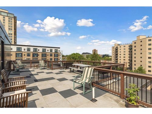 313-3150 Excelsior Blvd, Minneapolis, MN, 55416-4631 | Card Image