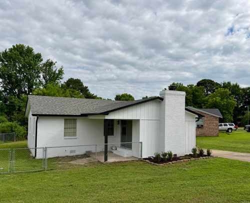 19 Thompson Dr, Clarksville, AR, 72830-4217 | Card Image