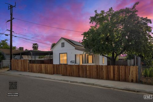 1615 Owens St, Bakersfield, CA, 93305-4505 | Card Image