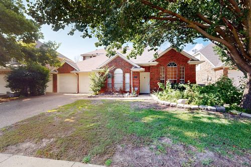 2104 Old Mcgarrah Rd, Mckinney, TX, 75072-5428 | Card Image