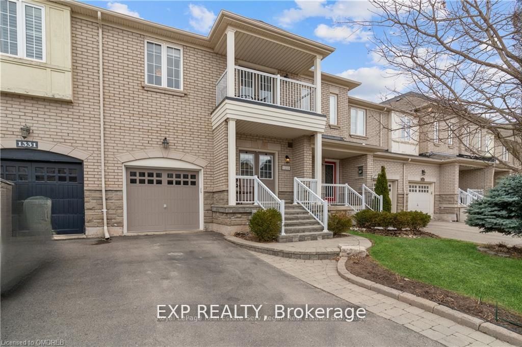 Residential in Oakville