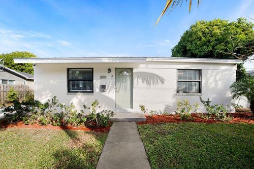 611 Monceaux Rd, West Palm Beach, FL, 33405-1541 | Card Image