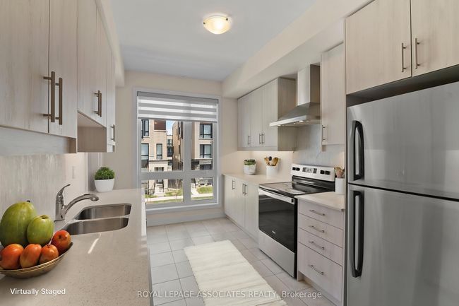 78 Stauffer Cres, House attached with 4 bedrooms, 2 bathrooms and 2 parking in Markham ON | Image 8