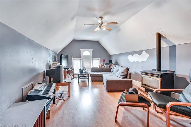 204 Herkimer St, Home with 5 bedrooms, 4 bathrooms and 2 parking in Hamilton ON | Image 26