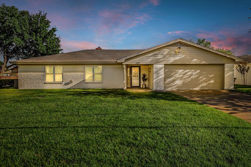 400 Tahiti Dr, Granbury, TX, 76048-2592 | Card Image