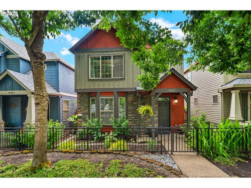15988 Sw Langer Dr, Sherwood, OR, 97140-9433 | Card Image