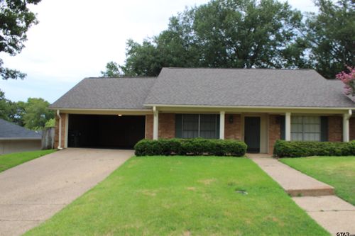 713 Meadow Creek Dr, Tyler, TX, 75703-3570 | Card Image