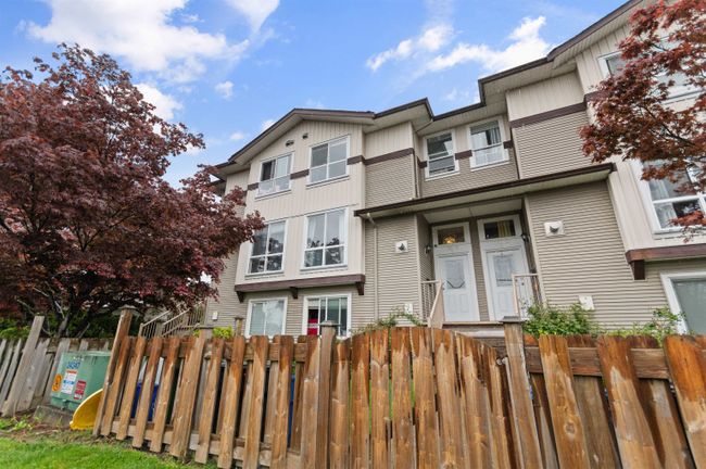 2 - 46345 Princess Avenue, Townhouse with 3 bedrooms, 2 bathrooms and 2 parking in Chilliwack BC | Image 26