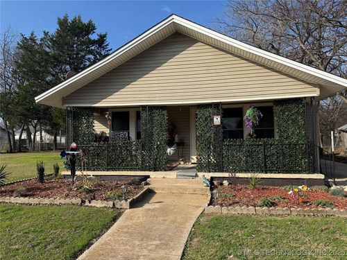 311 F St Ne, Ardmore, OK, 73401-7650 | Card Image