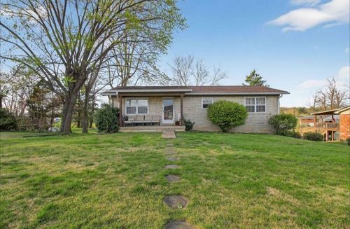 331 Southwest Cir, Scottsville, KY, 42164-8904 | Card Image