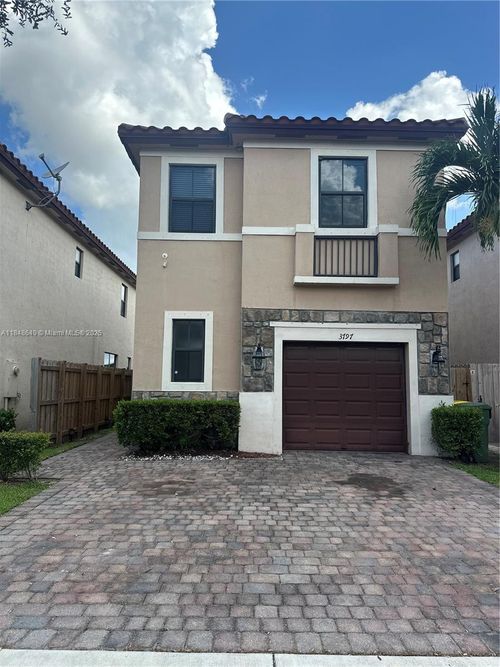 3797 Ne 2nd St, Homestead, FL, 33033-8000 | Card Image